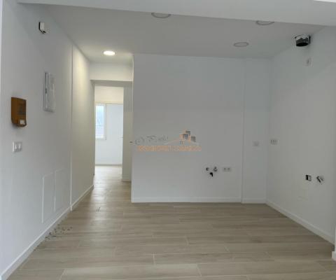 Piso de 87 m<sup style='color: #000;'>2</sup> con 3 habitaciones y 2 baños en Centro.