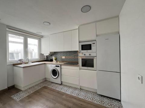 Piso de 102 m<sup style='color: #000;'>2</sup> con 3 habitaciones y 2 baños en Ultramar.